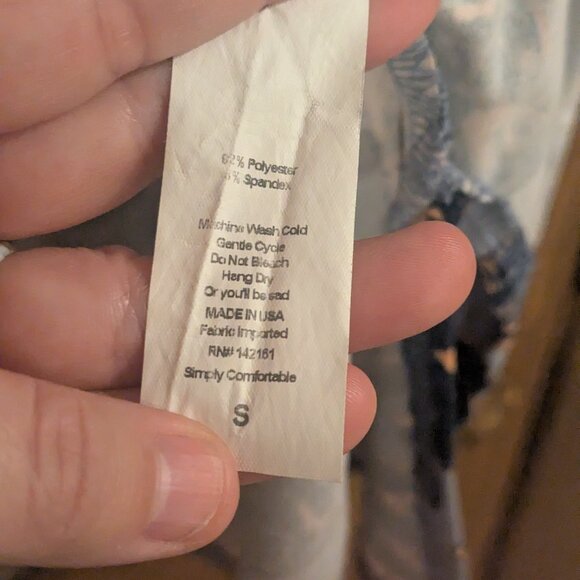 Lularoe Giraffe Short Sleeve Print Perfect Tee Tunic Safari Zoo Women's Size S - Picture 3 of 3